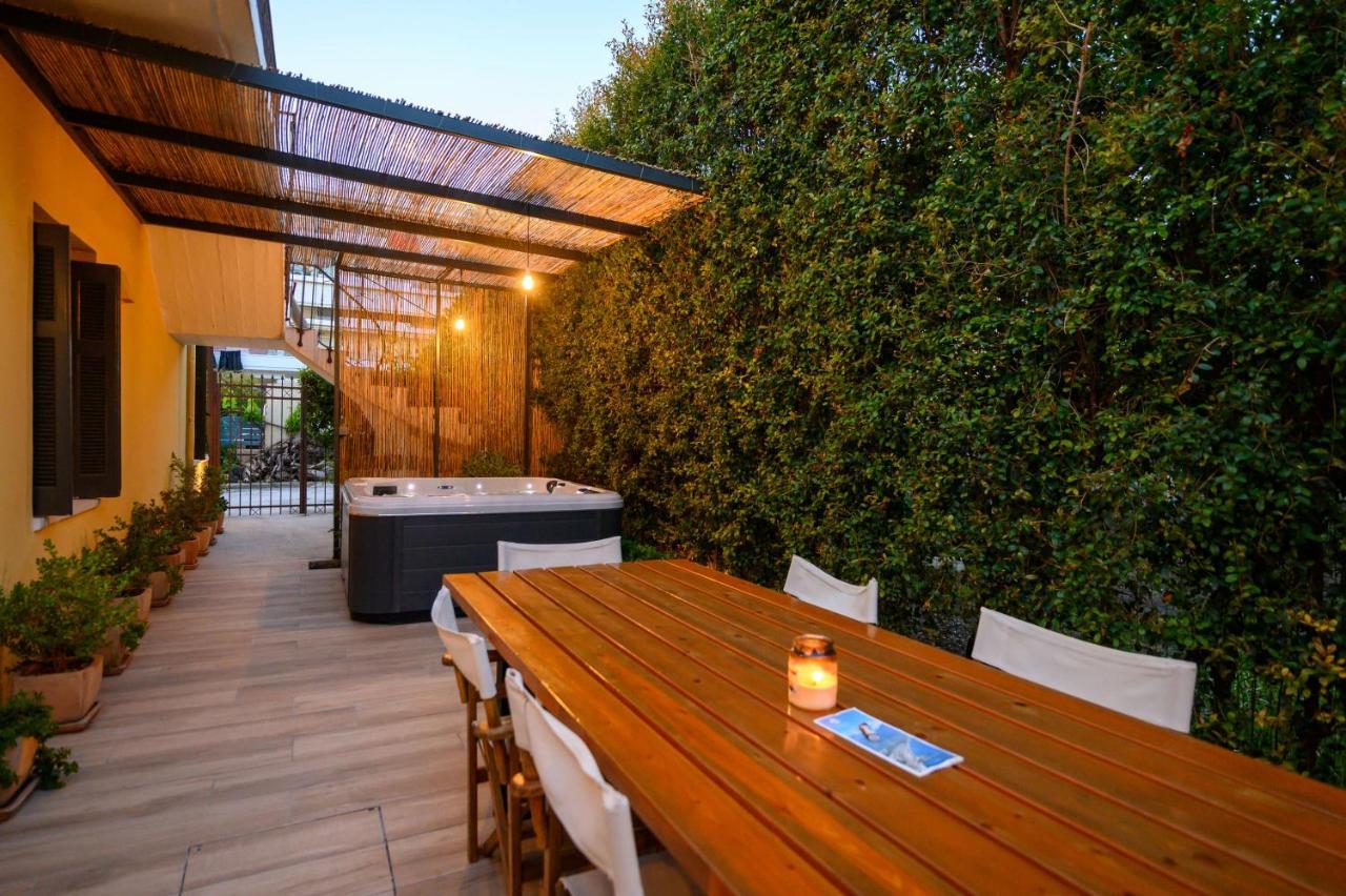 Linas Home - Kalamata Mediterranean Villas エクステリア 写真