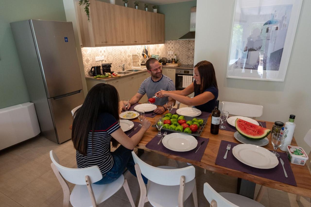 Linas Home - Kalamata Mediterranean Villas エクステリア 写真