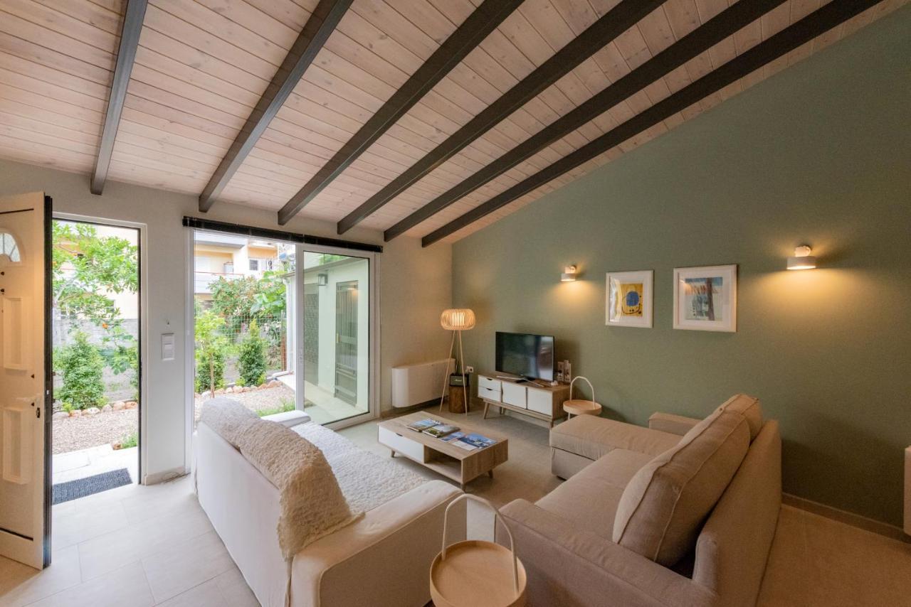 Linas Home - Kalamata Mediterranean Villas エクステリア 写真