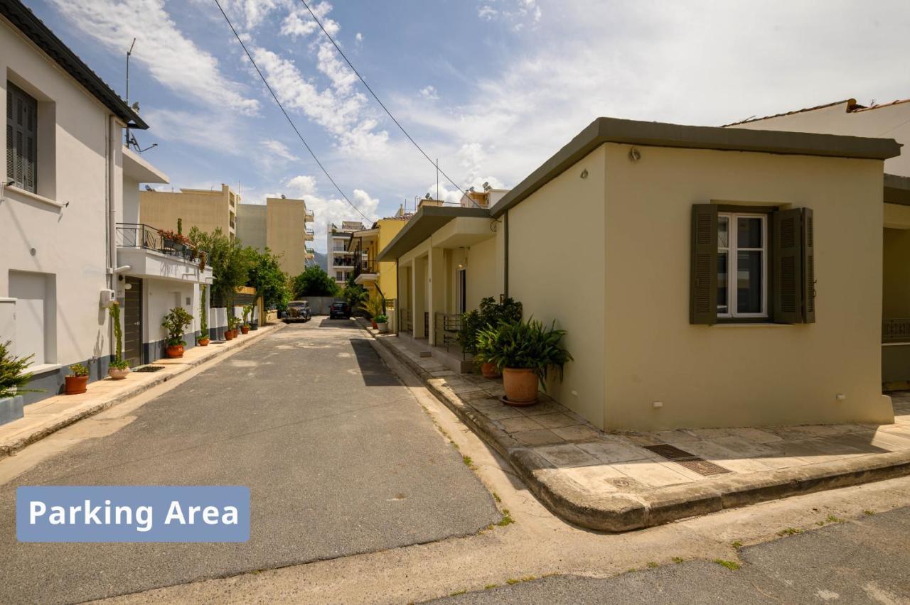 Linas Home - Kalamata Mediterranean Villas エクステリア 写真